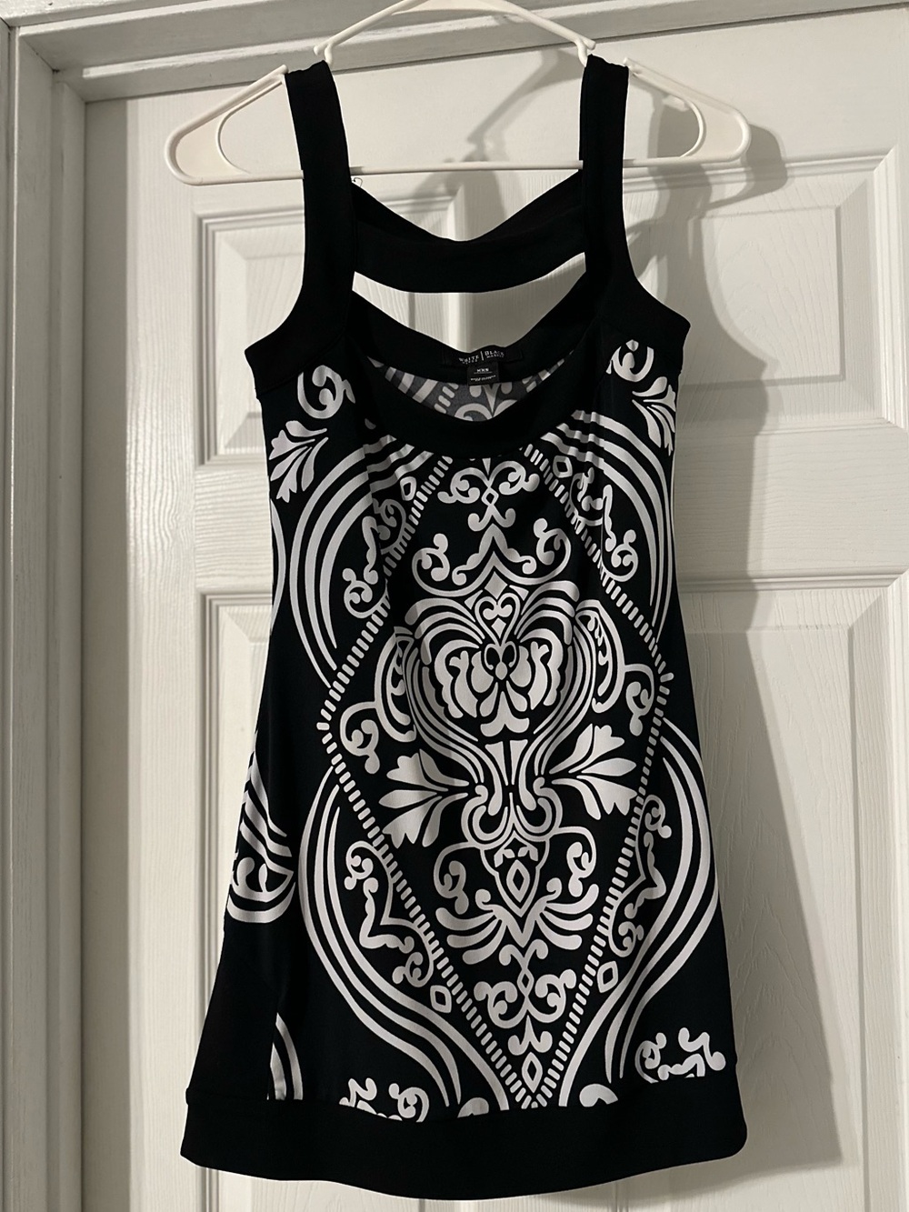 White House Black Market Black & White Decorative Cutout Tank Top